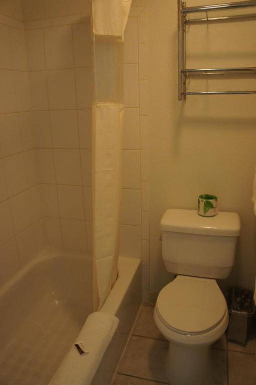 Best Interstate Inn Wheat Ridge Rom bilde